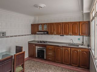 Foto 33 de Se vende propiedad dos en uno, apartamento más aparta estudio cerca a Unicentro.