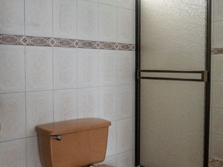 Foto 37 de Se vende propiedad dos en uno, apartamento más aparta estudio cerca a Unicentro.