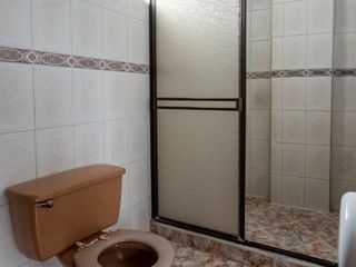 Foto 42 de Se vende propiedad dos en uno, apartamento más aparta estudio cerca a Unicentro.
