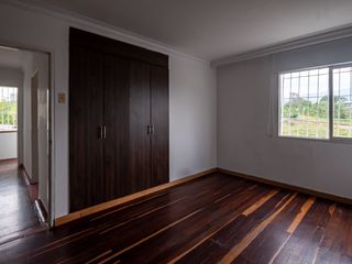 Foto 54 de Se vende propiedad dos en uno, apartamento más aparta estudio cerca a Unicentro.