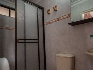 Foto 72 de Se vende propiedad dos en uno, apartamento más aparta estudio cerca a Unicentro.