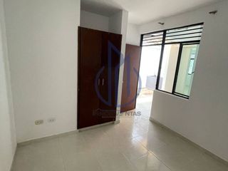 Foto 5 de CASA EN URBANIZACIÓN LA FLORENCIA