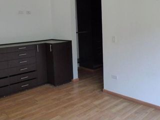 Foto 2 de Se Vende o Permuta Casa en Conjunto Cerrado – Los Pomos, Norte de Armenia