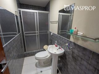 Foto 24 de CASA AMPLIA EN ESQUINA CERCA A AV. HUMBOLDT-EN VENTA- TACNA
