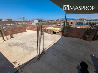 Foto 35 de CASA AMPLIA EN ESQUINA CERCA A AV. HUMBOLDT-EN VENTA- TACNA