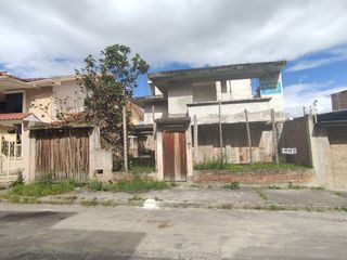 Foto 2 de Vendo casa rentera en obra gris en Barrio Lojana de Turismo