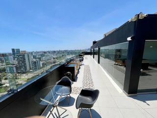Foto 18 de Hermoso Dpto. Con Finos Acabados Y Linda Vista Al Mar Desde El Balcón. Edificio Moderno