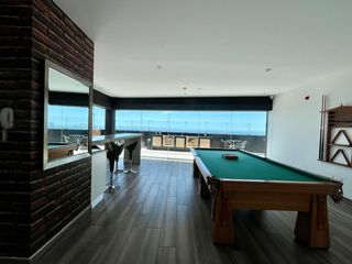Foto 21 de Hermoso Dpto. Con Finos Acabados Y Linda Vista Al Mar Desde El Balcón. Edificio Moderno