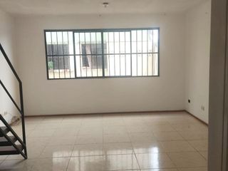 Foto 5 de ¡¡Ocasión!! Venta De Departamento Duplex En El Centro De Lima A Solo $ 60 K (¡¡Y Negociable!!)