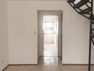 Foto 12 de ¡¡Ocasión!! Venta De Departamento Duplex En El Centro De Lima A Solo $ 60 K (¡¡Y Negociable!!)