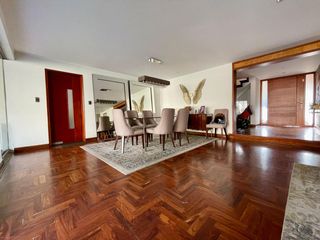 Foto 6 de VENDO LINDA CASA REMODELADA EN LA AURORA AMPLIA Y CON GRAN TERRAZA Y JARDÍN
