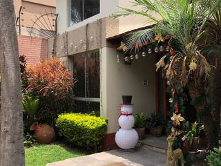 Foto 9 de VENDO LINDA CASA REMODELADA EN LA AURORA AMPLIA Y CON GRAN TERRAZA Y JARDÍN