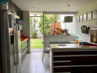 Foto 11 de VENDO LINDA CASA REMODELADA EN LA AURORA AMPLIA Y CON GRAN TERRAZA Y JARDÍN
