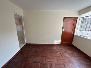 Foto 3 de SE ALQUILA DEPARTAMENTO 01 CUARTO 01 BAÑO EN MIRAFLORES
