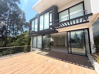Foto 1 de Casa de Renta a 1 cuadra de la Universidad Internacional