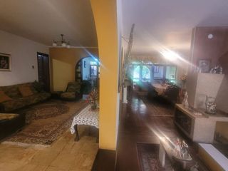 Foto 4 de San Borja - Vendo Bonita Casa 2 Pisos