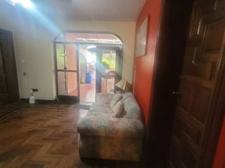 Foto 22 de San Borja - Vendo Bonita Casa 2 Pisos