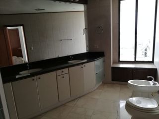 Foto 3 de D117 - Venta Departamento en Entrerios Vista al Río - 360 Mts2  Samborondón