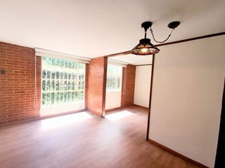 Foto 4 de PRECIOSO APARTAMENTO PINAR DE LA FONTANA- SUBA