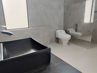 Foto 16 de C290 - Venta Casa en Lago de Capeira Moderna por Estrenar - Guayaquil