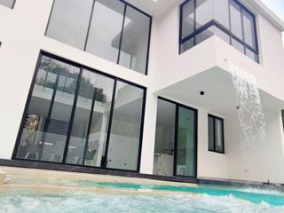 Foto 23 de C290 - Venta Casa en Lago de Capeira Moderna por Estrenar - Guayaquil
