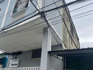 Foto 3 de E14 - Venta Edificio Rentero Centro Guayaquil con 6 suites y 3 departamentos Rentando 2.250 mensuales -