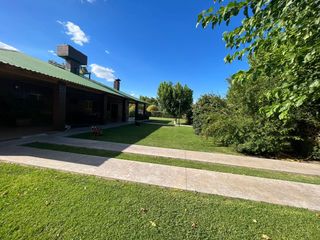 Foto 4 de SE VENDE AMPLIA CASA - PERFECTA PARA QUIENES BUSCAN EXCLUSIVIDAD