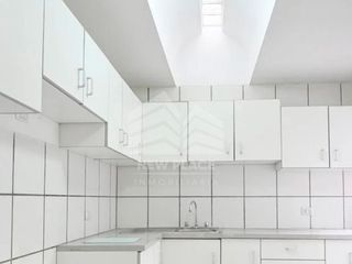 Foto 4 de VENTA DE DUPLEX EN SURCO - TOMASAL