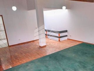 Foto 6 de VENTA DE DUPLEX EN SURCO - TOMASAL