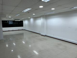 Foto 1 de Alquilo Oficina Centroempresa cali