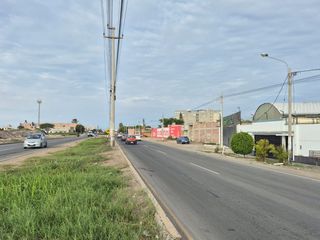 Foto 2 de VENTA DE TERRENO EN ESQUINA Y A FILO DE PISTA CARRETERA PIMENTEL
