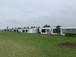 Foto 1 de Venta de terreno excelente ubicacion Fila 3 en Playa Blanca (Asia - Cañete)