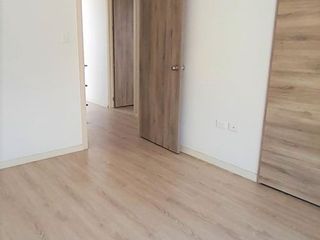 Foto 9 de Linda Casa Pequeña en dos pisos