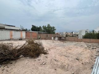 Foto 2 de Se Vende Terreno Comercial En Av. Ejercito, Cerro Colorado