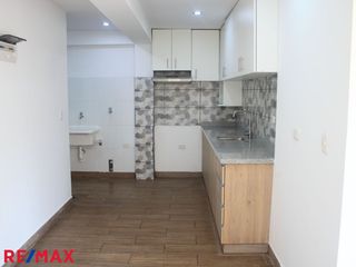 Foto 3 de Venta De Departamento En Chorrillos! Frente A Parque Infantil