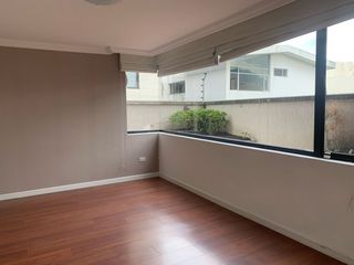 Foto 10 de Venta departamento Quito tenis 291 m2