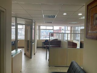 Foto 1 de ARRIENDO OFICINA AMOBLADA AV. ATAHUALPA