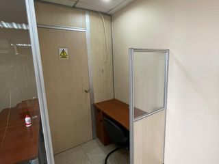 Foto 7 de ARRIENDO OFICINA AMOBLADA AV. ATAHUALPA