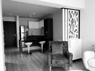 Foto 2 de Alquiler de departamento en Camelias, San Isidro