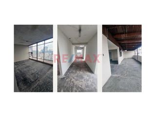 Foto 5 de Venta De Oficina Amplia 370 M2 Lince