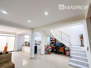 Foto 25 de 🏡 Casa en venta en Urbanización Los Álamos, Tacna – ¡Tu hogar soñado te espera! 🏡