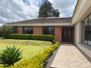 Foto 1 de Casa en Venta, hacienda san sebastian pl. 2 de 3 Bogotá D.C.