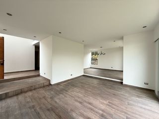 Foto 13 de CASA EN VENTA CON PISCINA EN LA MOLINA