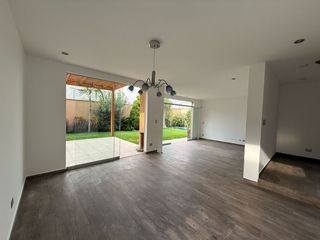 Foto 14 de CASA EN VENTA CON PISCINA EN LA MOLINA