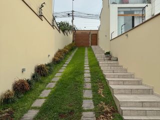 Foto 40 de CASA EN VENTA CON PISCINA EN LA MOLINA