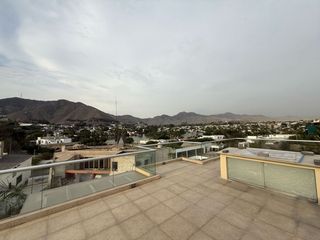 Foto 37 de CASA EN VENTA CON PISCINA EN LA MOLINA