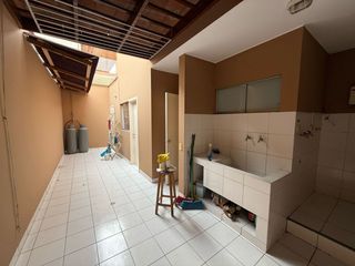 Foto 39 de CASA EN VENTA CON PISCINA EN LA MOLINA
