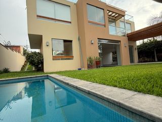 Foto 42 de CASA EN VENTA CON PISCINA EN LA MOLINA