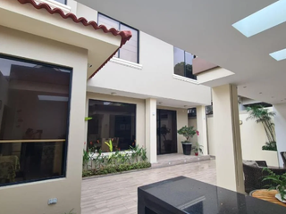 Foto 2 de Alquiler de Casa en Puerto Azul