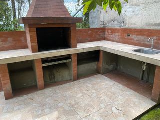 Foto 2 de VENDO CASA SECTOR YANAZARAPATA CUMBAYA